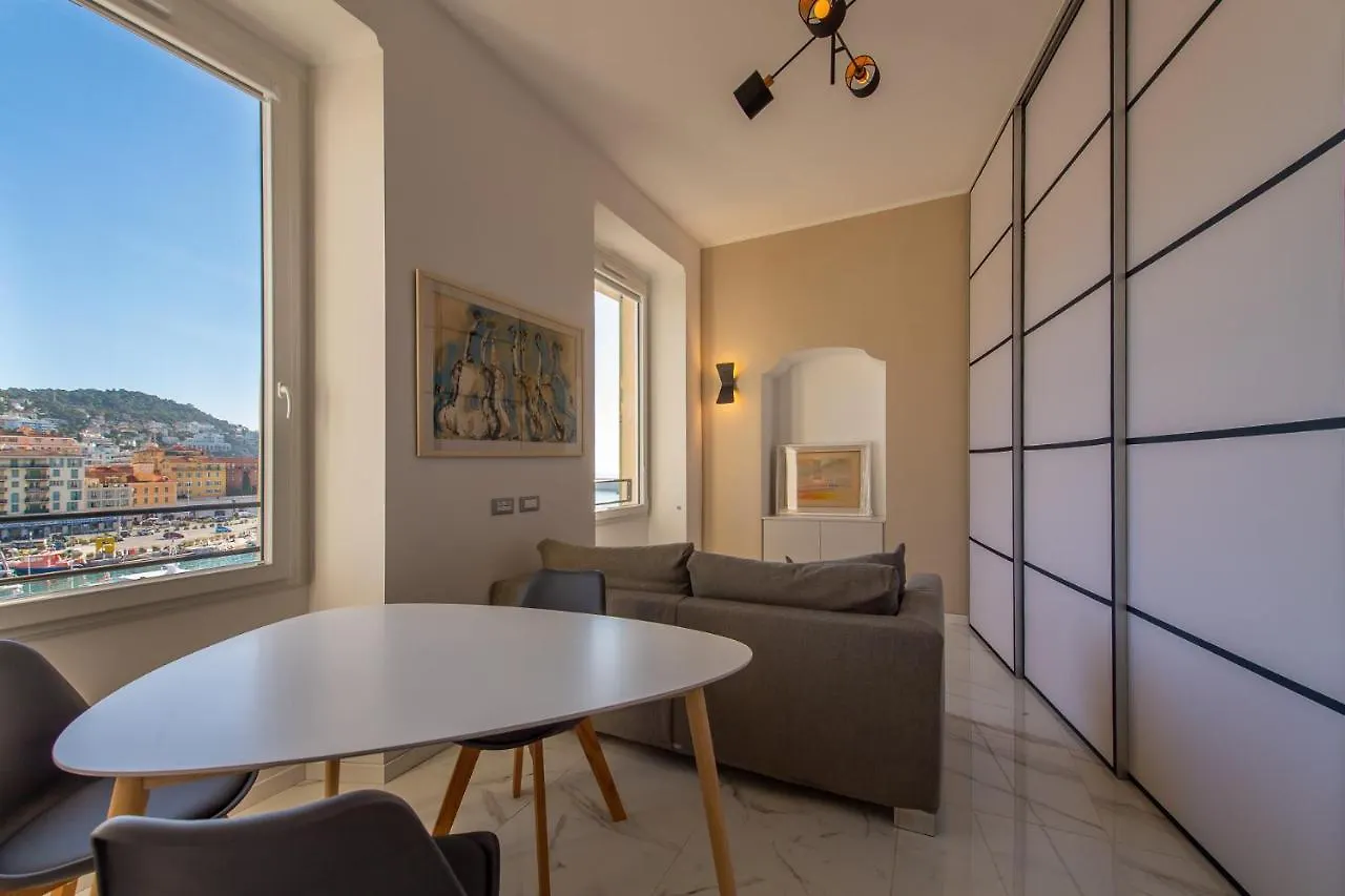 Apartment Sea View, Vue Sur La Mer Port De Nice - Appartement De Charme 2 P France